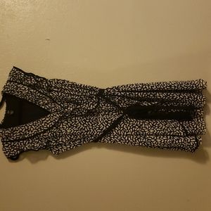 JBS SIZE 18 black and white fake wrap dress